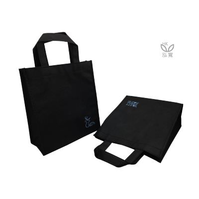 18 BAG 环保袋，国内外五星级饭店认可的专业品质，量身订制尺寸，客制化 LOGO，各种环保袋、不织布手提袋、宣传购物袋、收纳袋、礼品包装袋、活动赠品袋、保温袋、覆膜袋、保冷袋、无纺袋、帆布袋、棉布袋、福袋、束口袋、备品袋、防尘袋