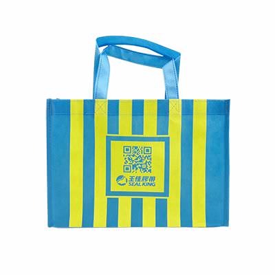 18 BAG 环保袋，国内外五星级饭店认可的专业品质，量身订制尺寸，客制化 LOGO，各种环保袋、不织布手提袋、宣传购物袋、收纳袋、礼品包装袋、活动赠品袋、保温袋、覆膜袋、保冷袋、无纺袋、帆布袋、棉布袋、福袋、束口袋、备品袋、防尘袋