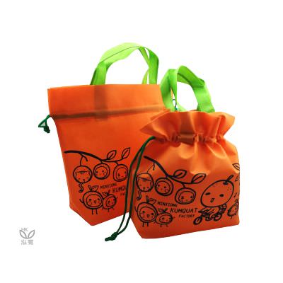 18 BAG 环保袋，国内外五星级饭店认可的专业品质，量身订制尺寸，客制化 LOGO，各种环保袋、不织布手提袋、宣传购物袋、收纳袋、礼品包装袋、活动赠品袋、保温袋、覆膜袋、保冷袋、无纺袋、帆布袋、棉布袋、福袋、束口袋、备品袋、防尘袋