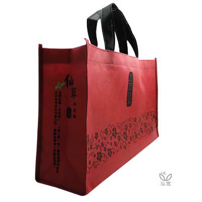 18 BAG 环保袋，国内外五星级饭店认可的专业品质，量身订制尺寸，客制化 LOGO，各种环保袋、不织布手提袋、宣传购物袋、收纳袋、礼品包装袋、活动赠品袋、保温袋、覆膜袋、保冷袋、无纺袋、帆布袋、棉布袋、福袋、束口袋、备品袋、防尘袋