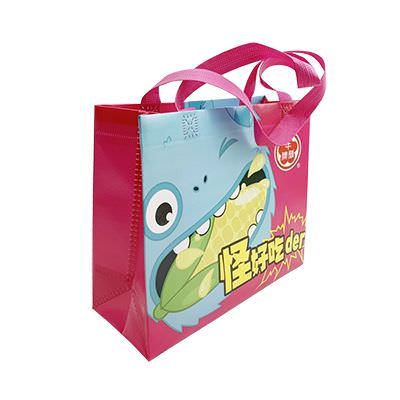 18 BAG 环保袋，国内外五星级饭店认可的专业品质，量身订制尺寸，客制化 LOGO，各种环保袋、不织布手提袋、宣传购物袋、收纳袋、礼品包装袋、活动赠品袋、保温袋、覆膜袋、保冷袋、无纺袋、帆布袋、棉布袋、福袋、束口袋、备品袋、防尘袋